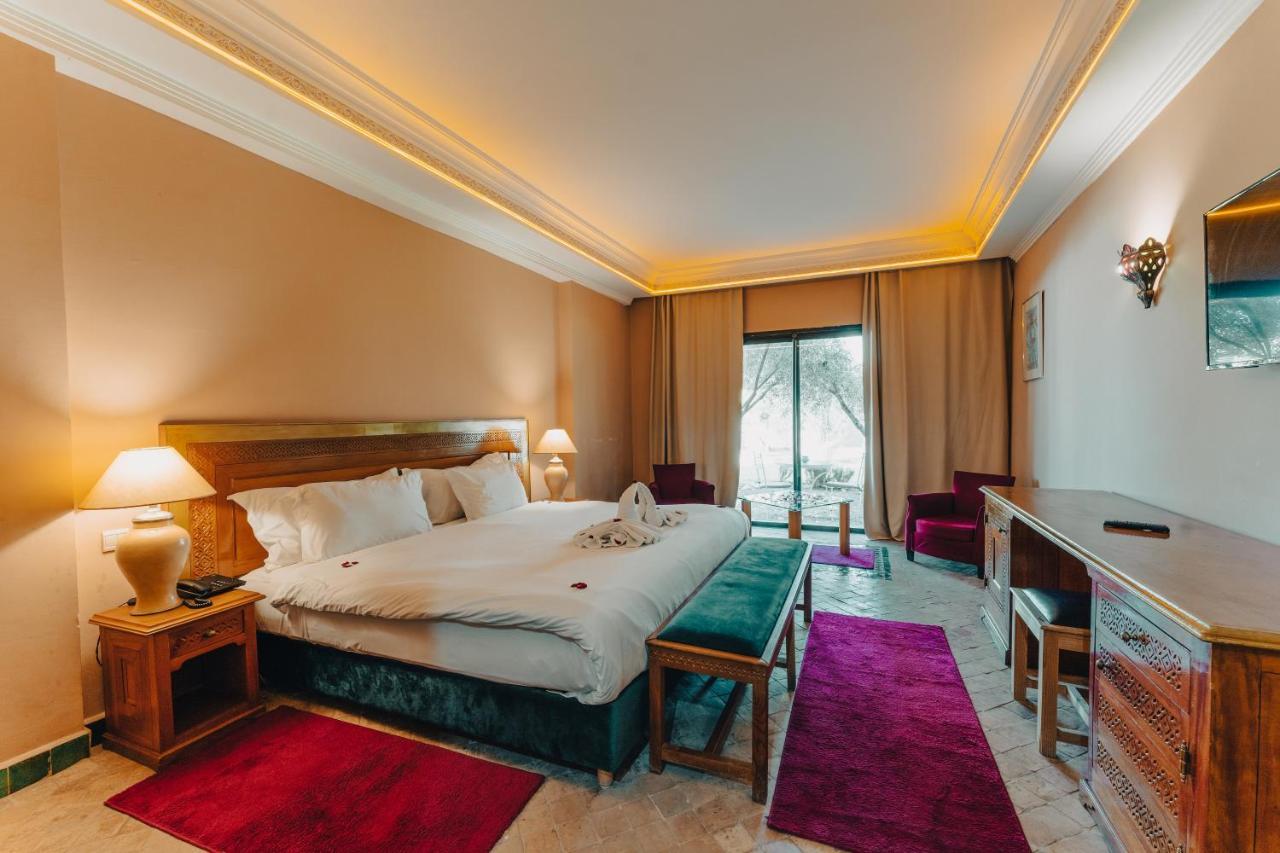 Palace Jena Lagouassem Extérieur photo