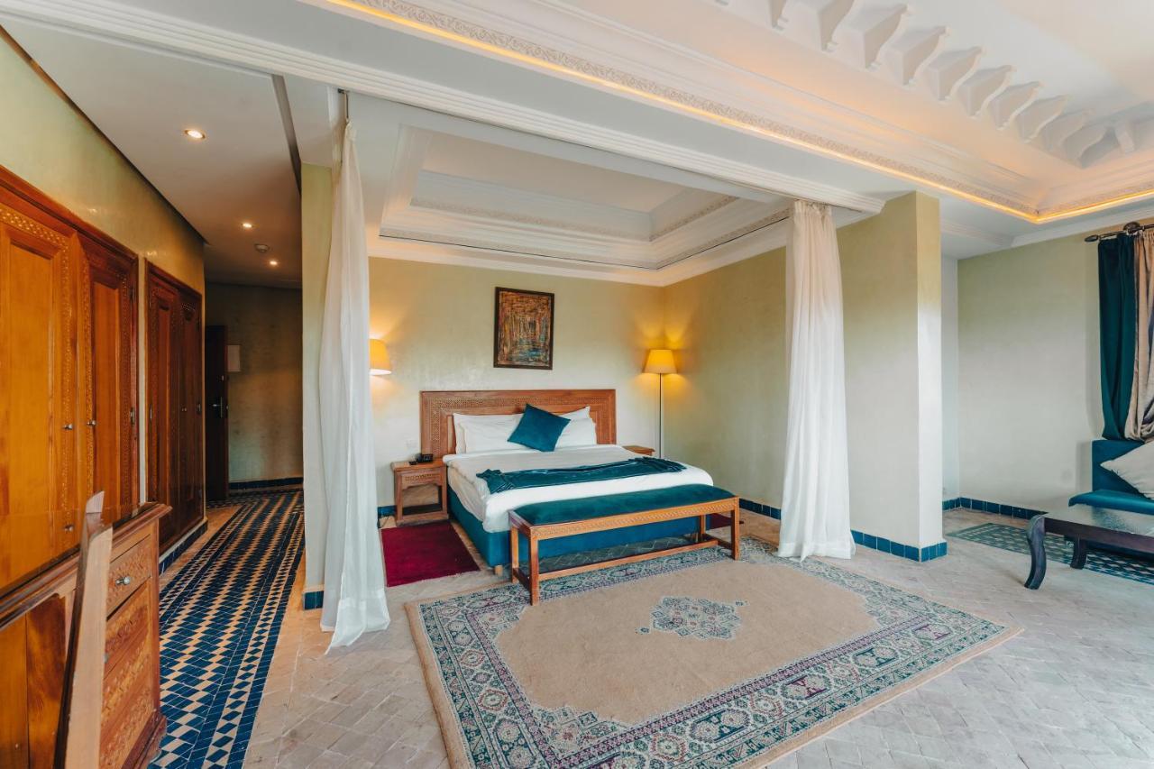 Palace Jena Lagouassem Extérieur photo